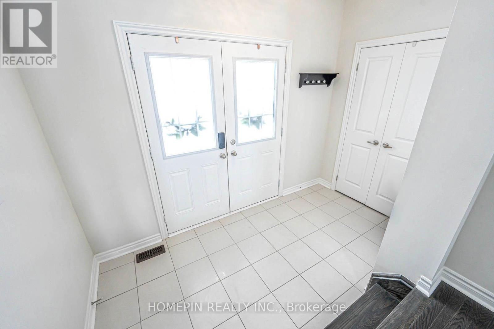 292 FASKEN COURT Image 2