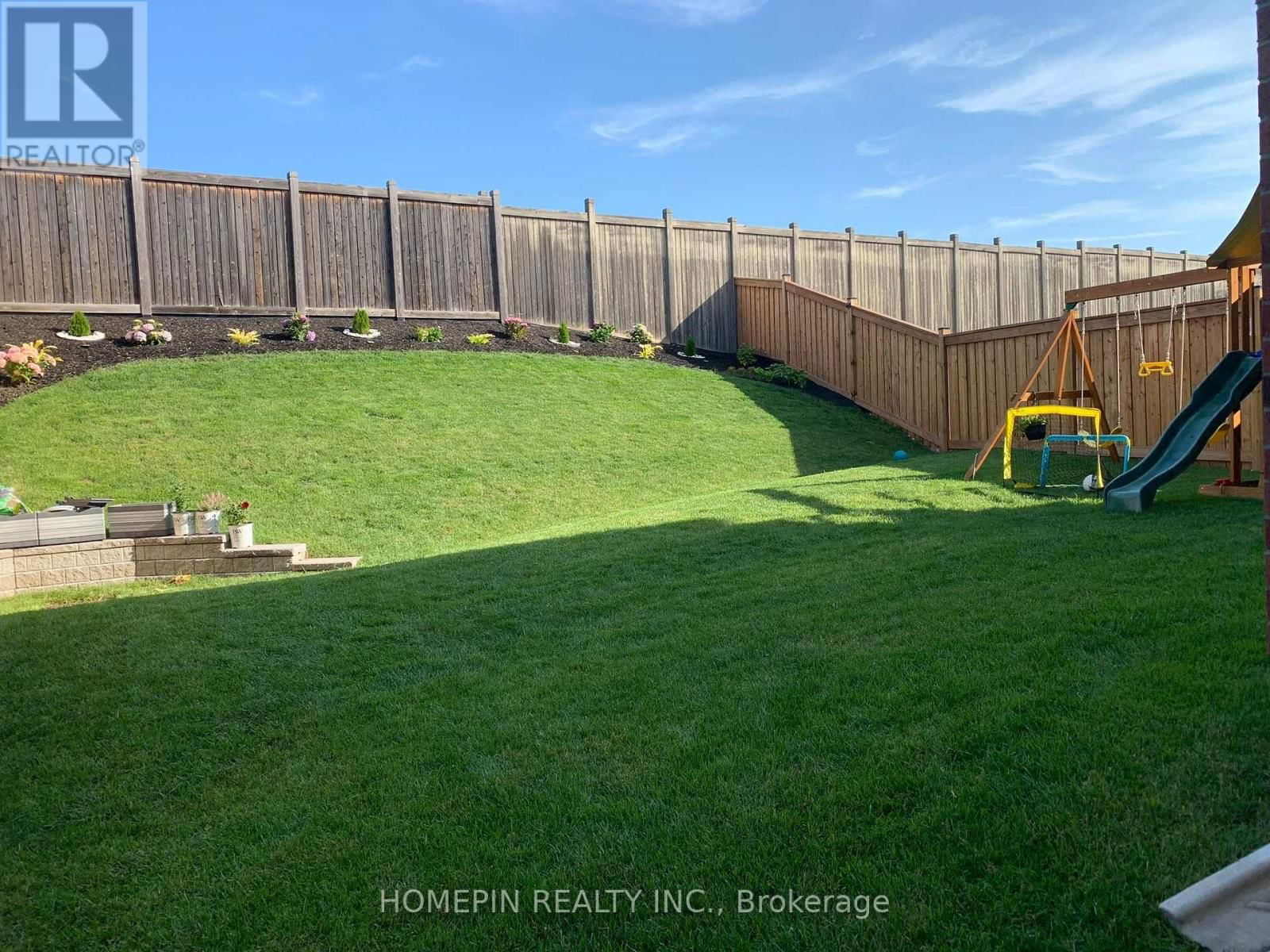 292 FASKEN COURT Image 23