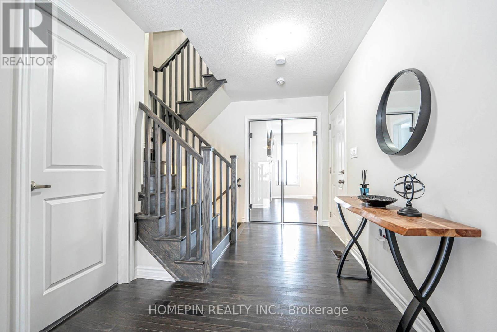 292 FASKEN COURT Image 3