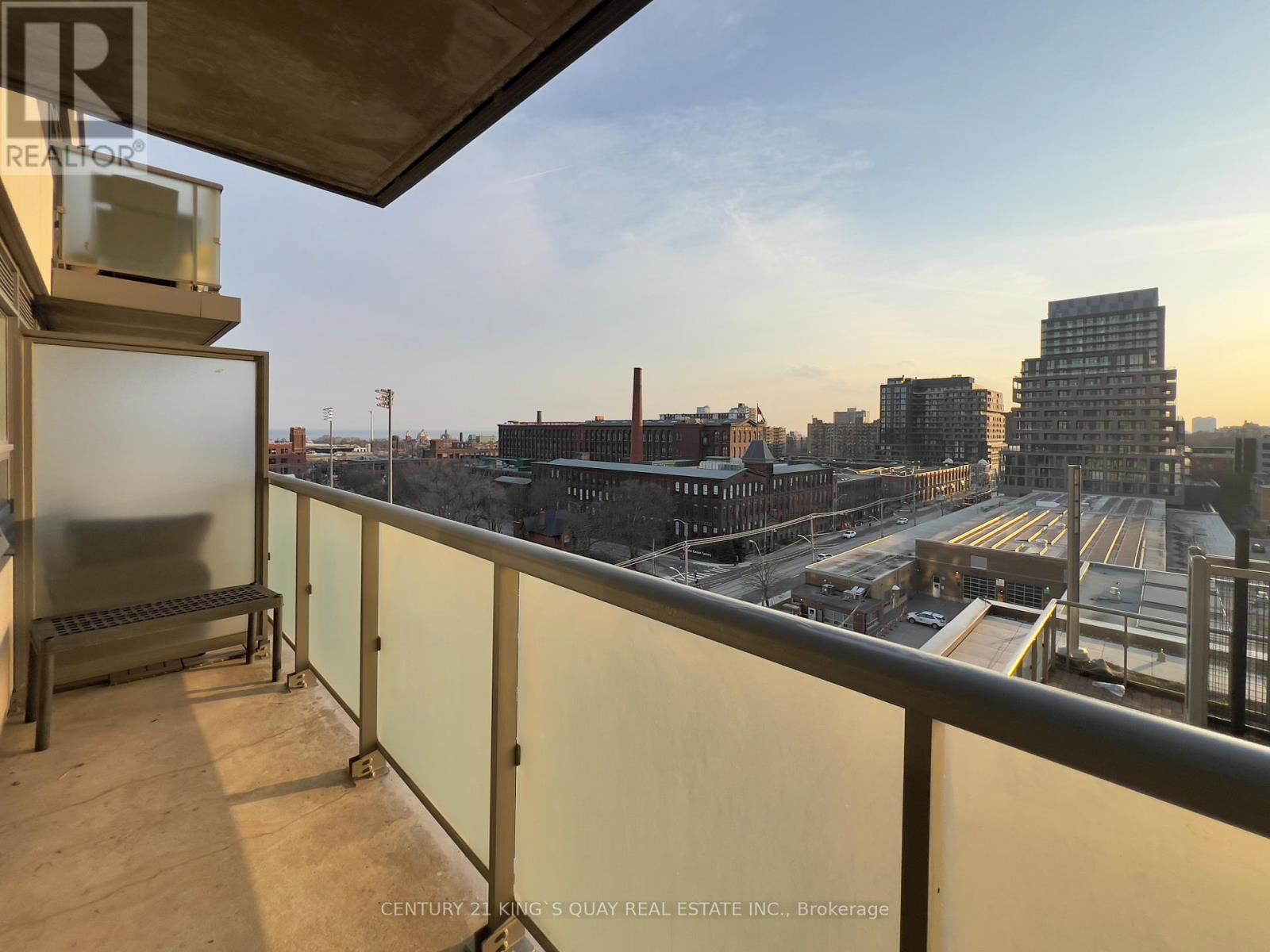916 - 20 JOE SHUSTER WAY Image 15