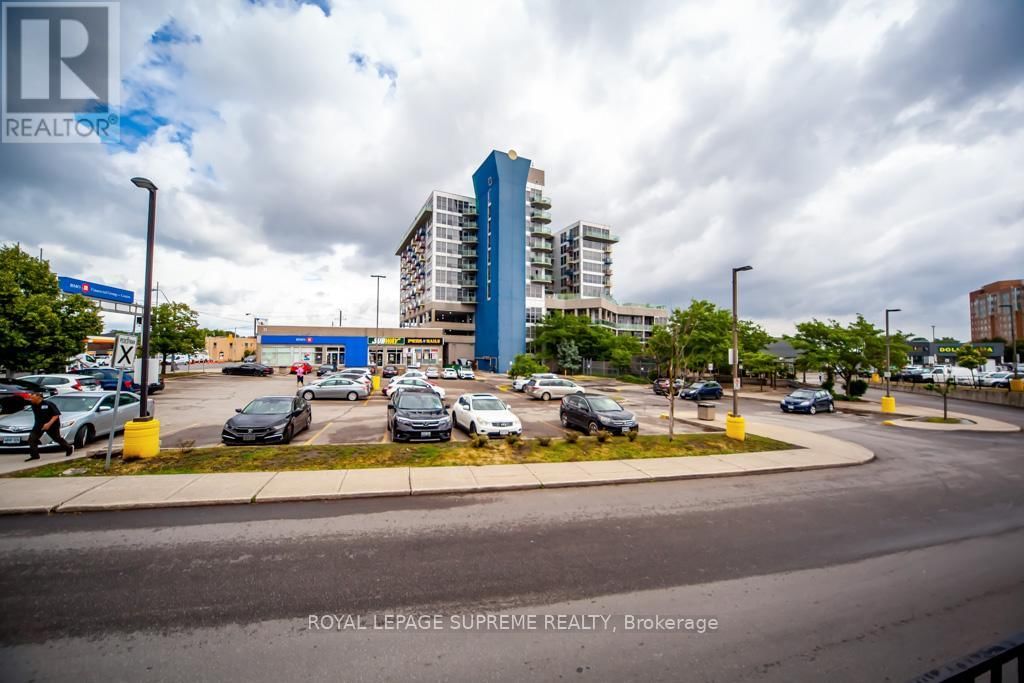 202 - 1600 KEELE STREET Image 1