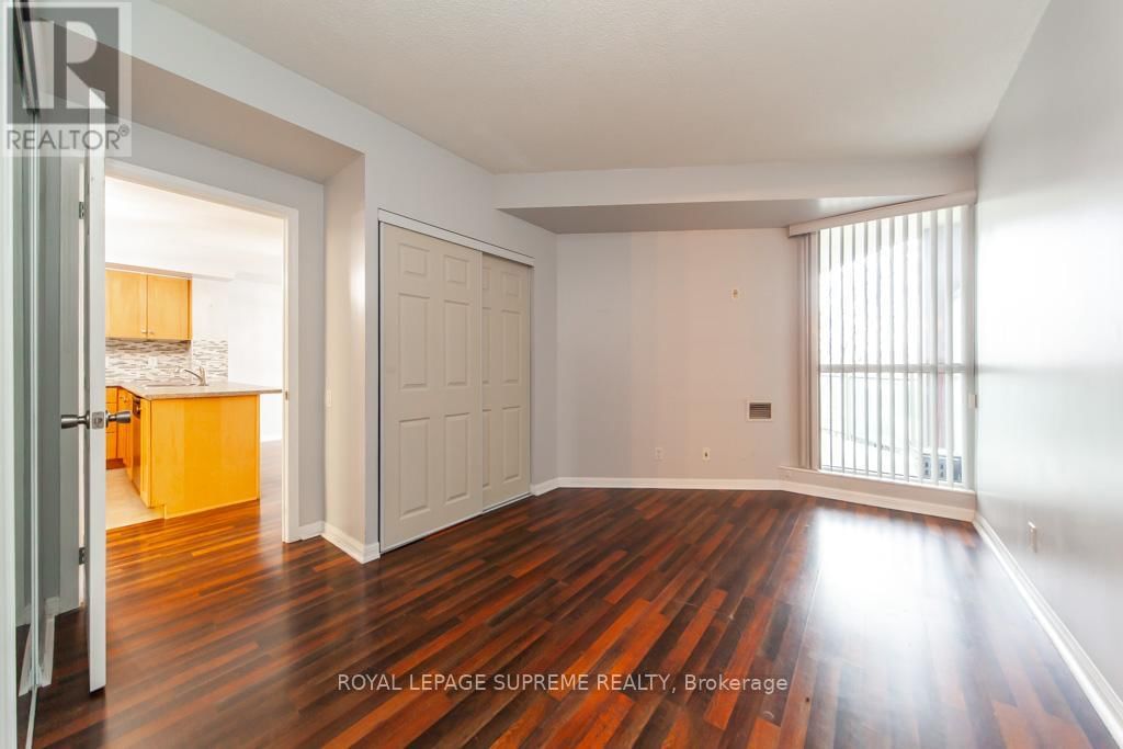 202 - 1600 KEELE STREET Image 23