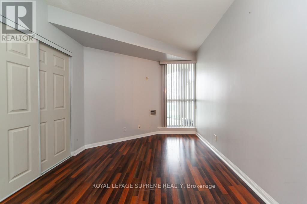 202 - 1600 KEELE STREET Image 24
