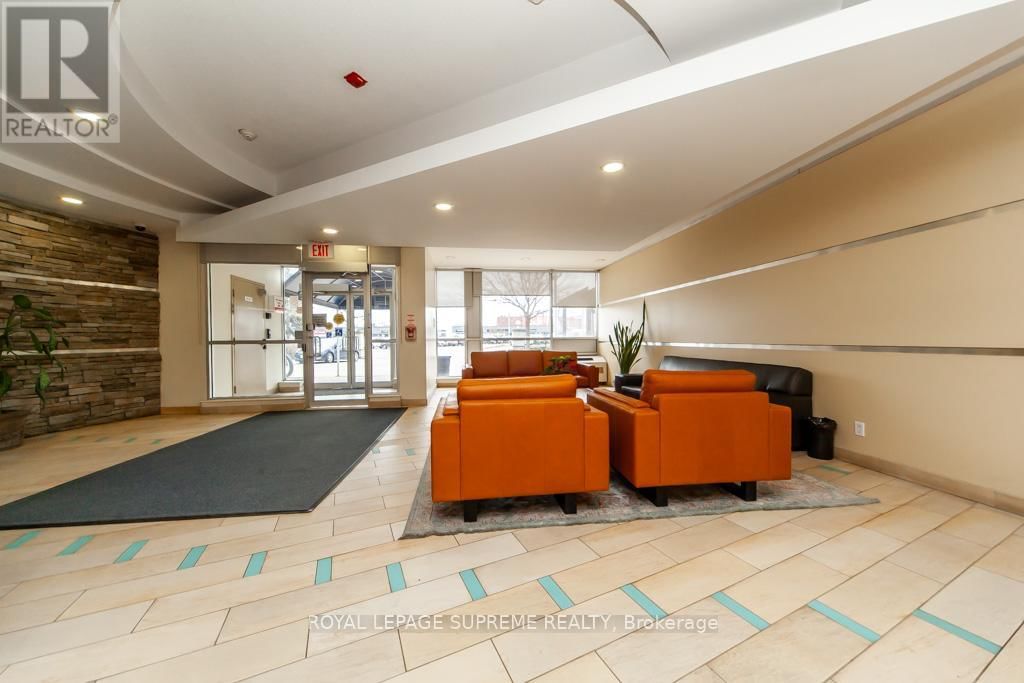 202 - 1600 KEELE STREET Image 6