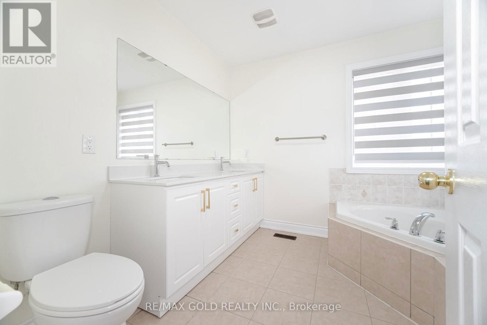 71 MAPLE VALLEY STREET Image 12