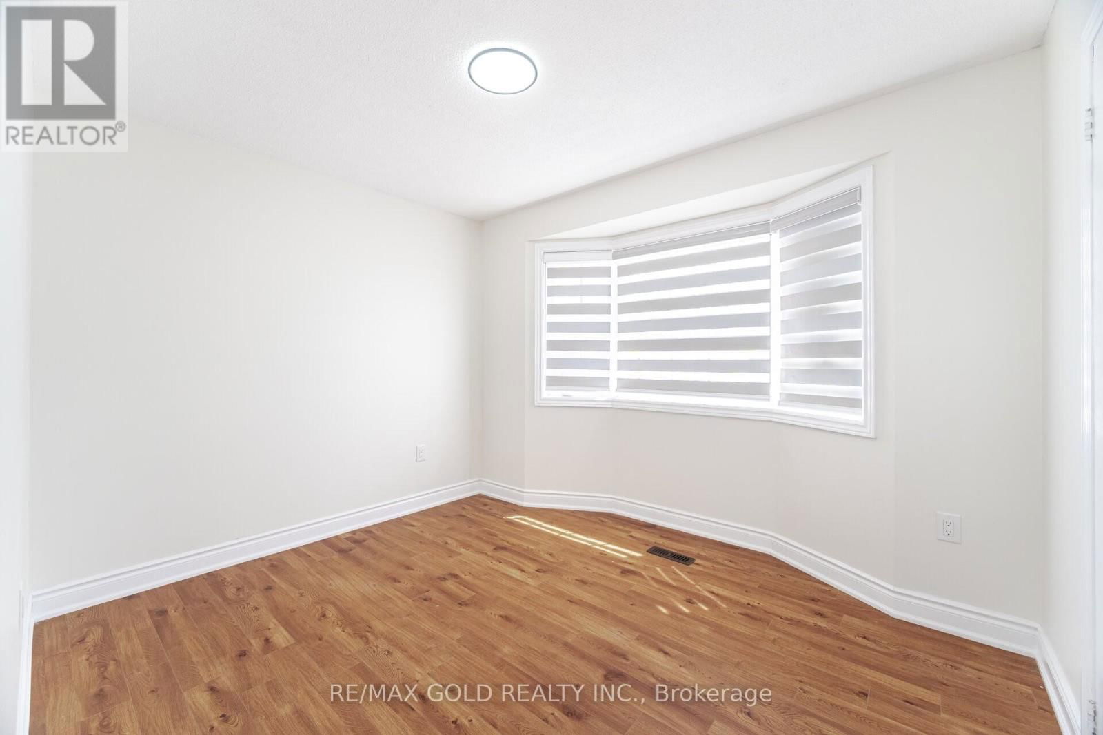 71 MAPLE VALLEY STREET Image 16