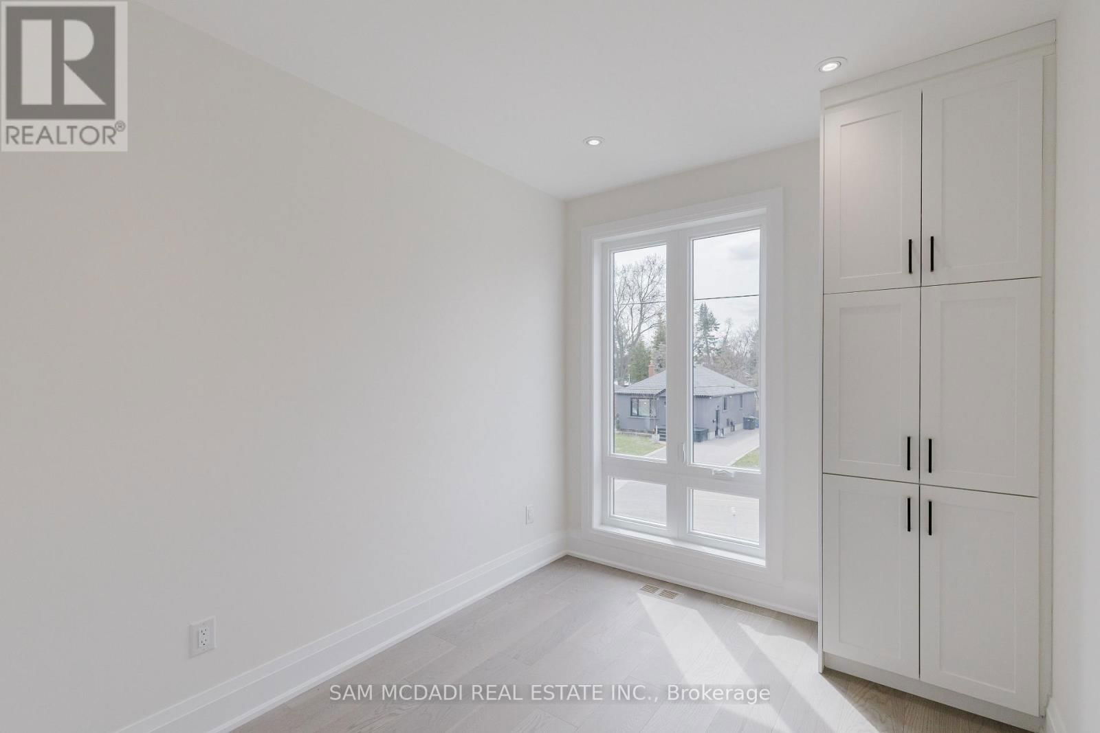 23B MAPLE AVENUE NORTH Image 29
