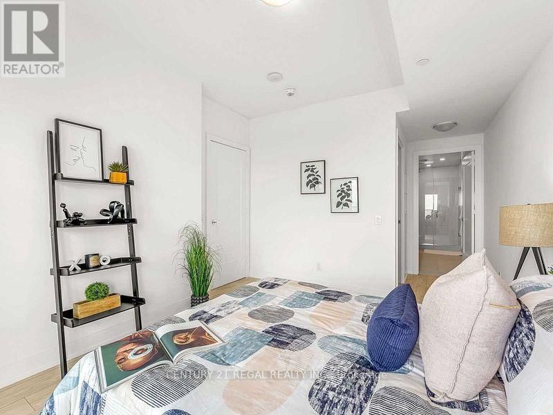2305 - 70 ANNIE CRAIG DRIVE Image 18