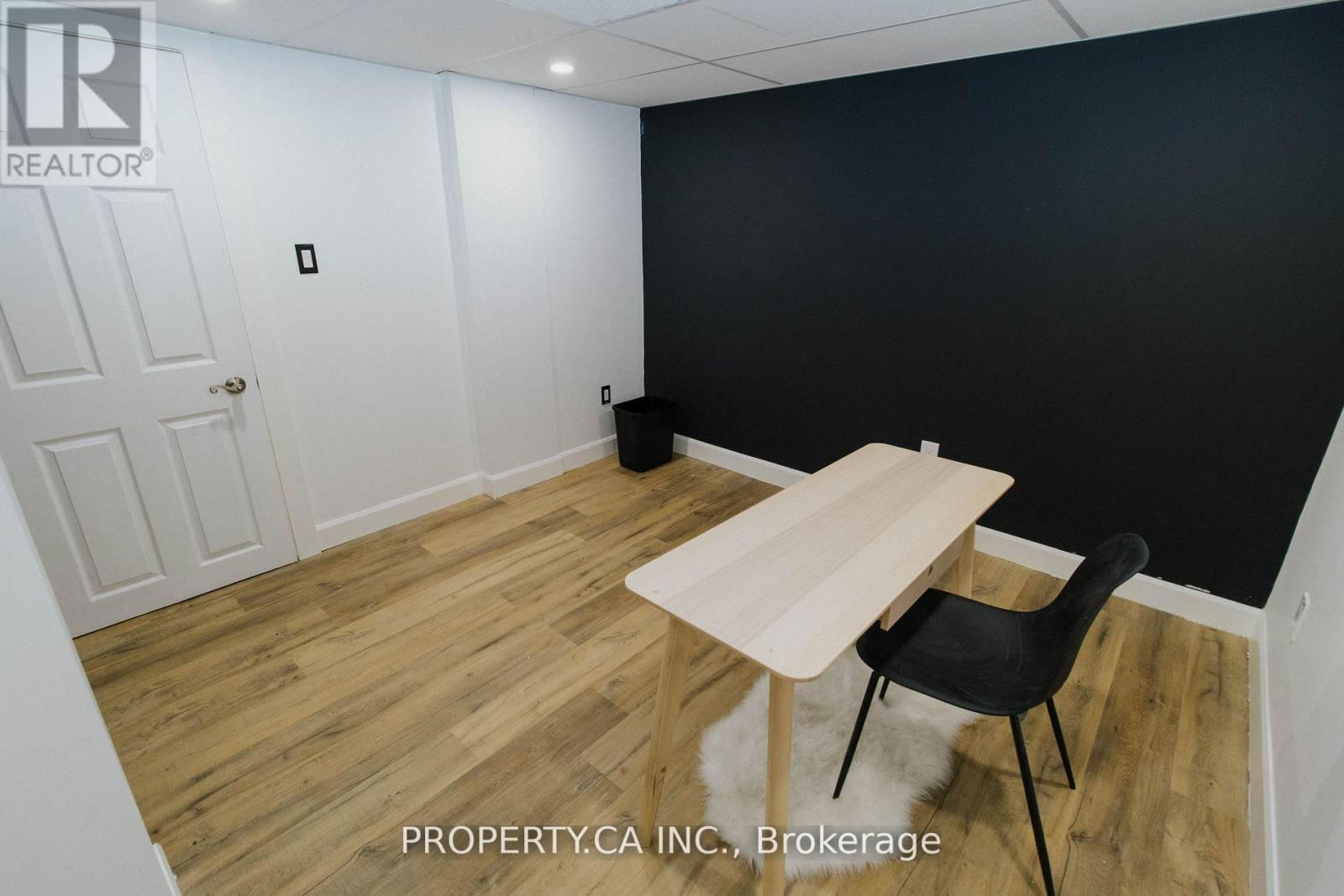 Lower - 154 KERR STREET Image 8