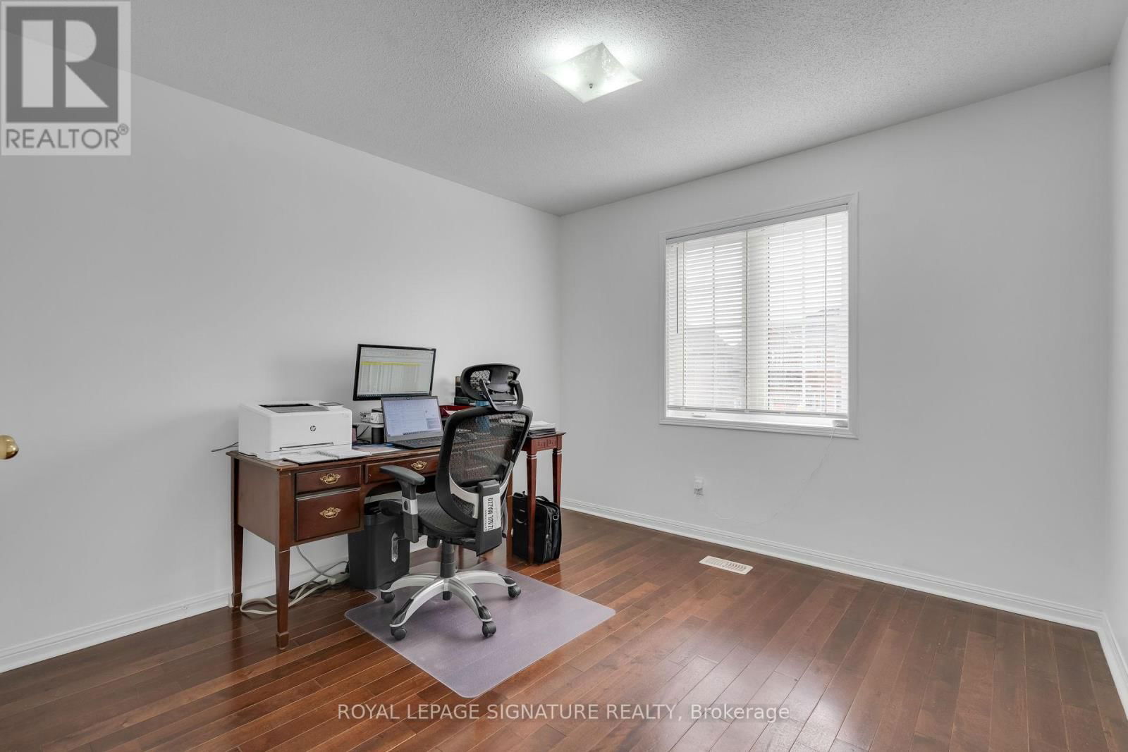 20 THIMBLEBERRY STREET Image 20