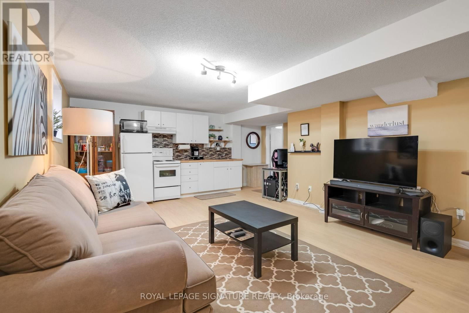 20 THIMBLEBERRY STREET Image 24