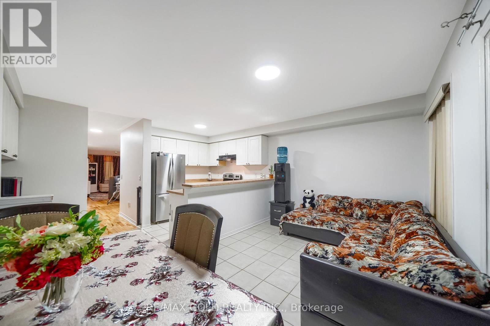 33 - 5055 HEATHERLEIGH AVENUE Image 13