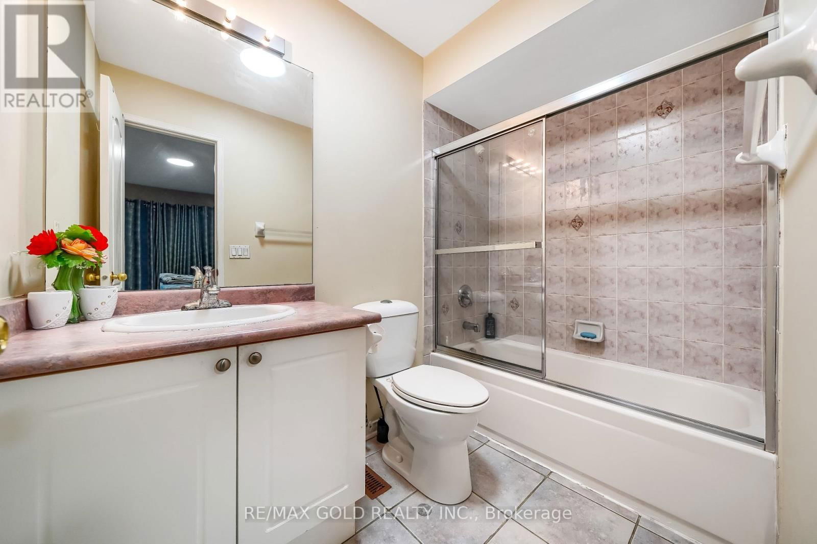 33 - 5055 HEATHERLEIGH AVENUE Image 21