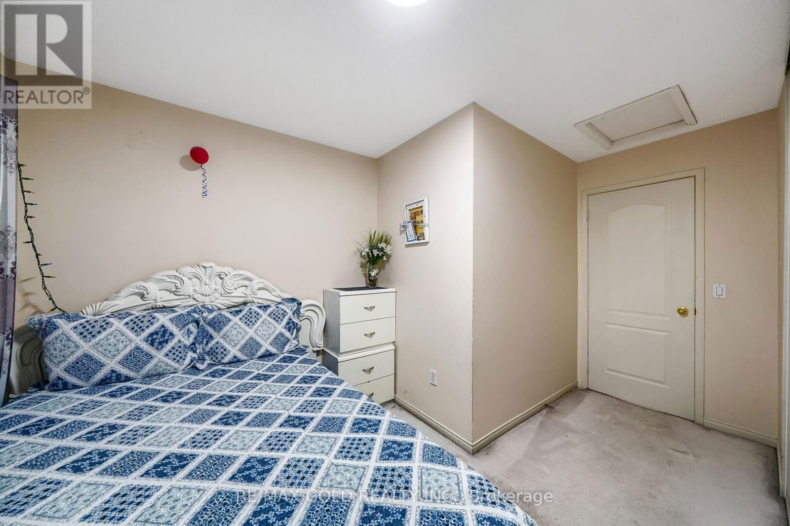 33 - 5055 HEATHERLEIGH AVENUE Image 22