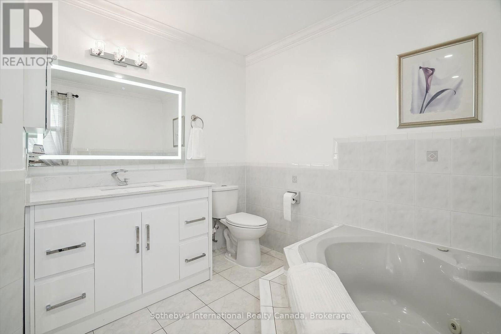 2227 HEADON ROAD Image 25