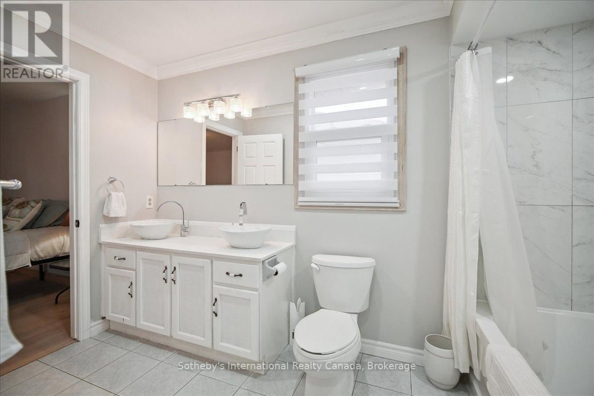2227 HEADON ROAD Image 29