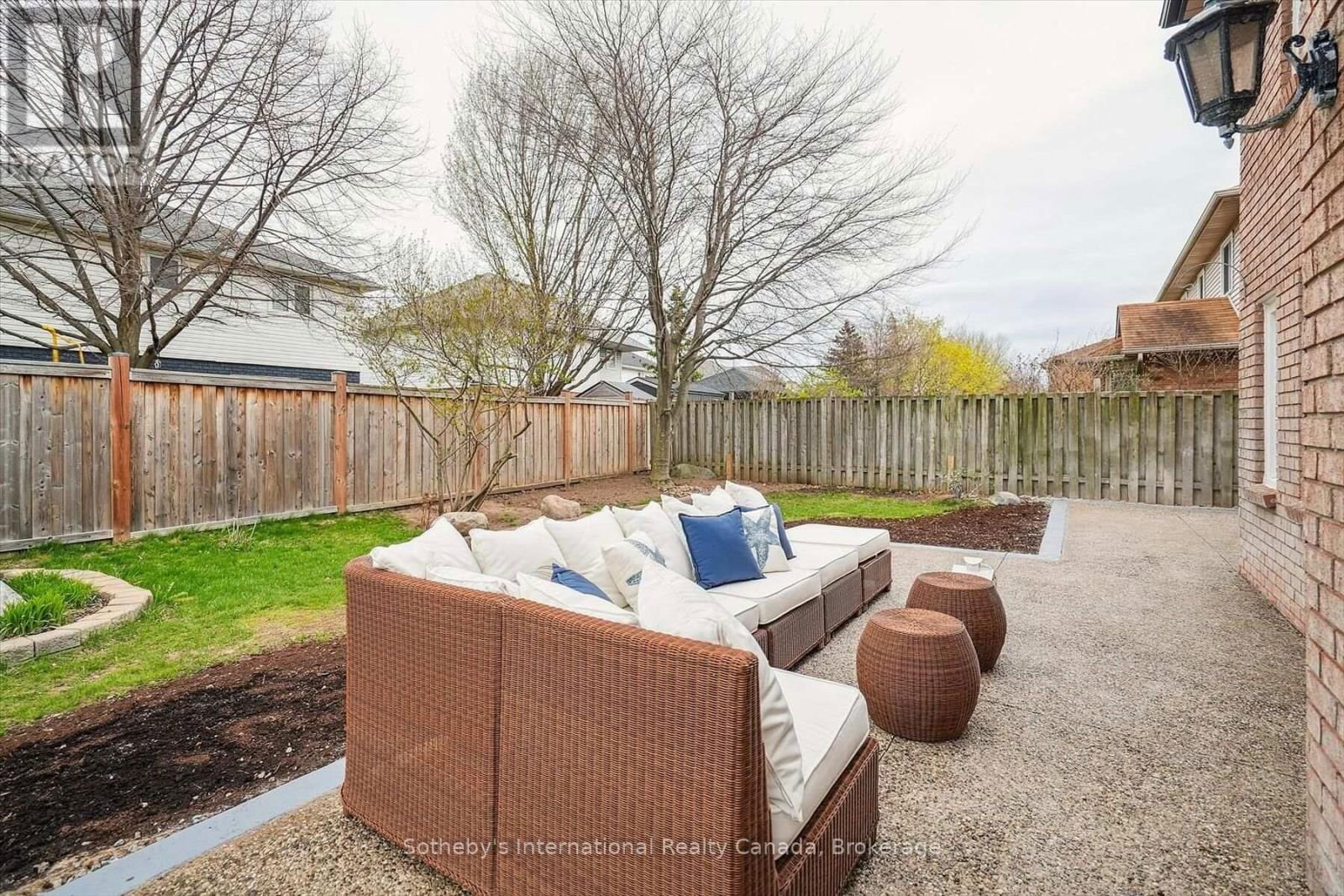 2227 HEADON ROAD Image 36