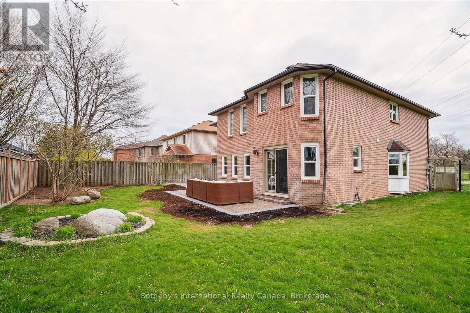 2227 HEADON ROAD Image 37