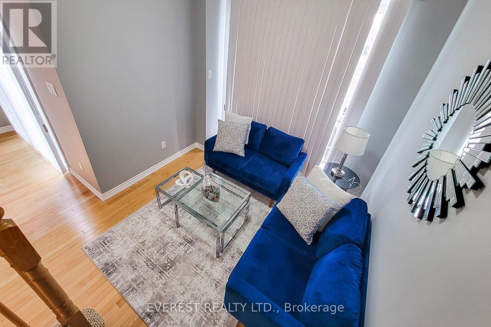 80 - 165 HAMPSHIRE WAY Image 19