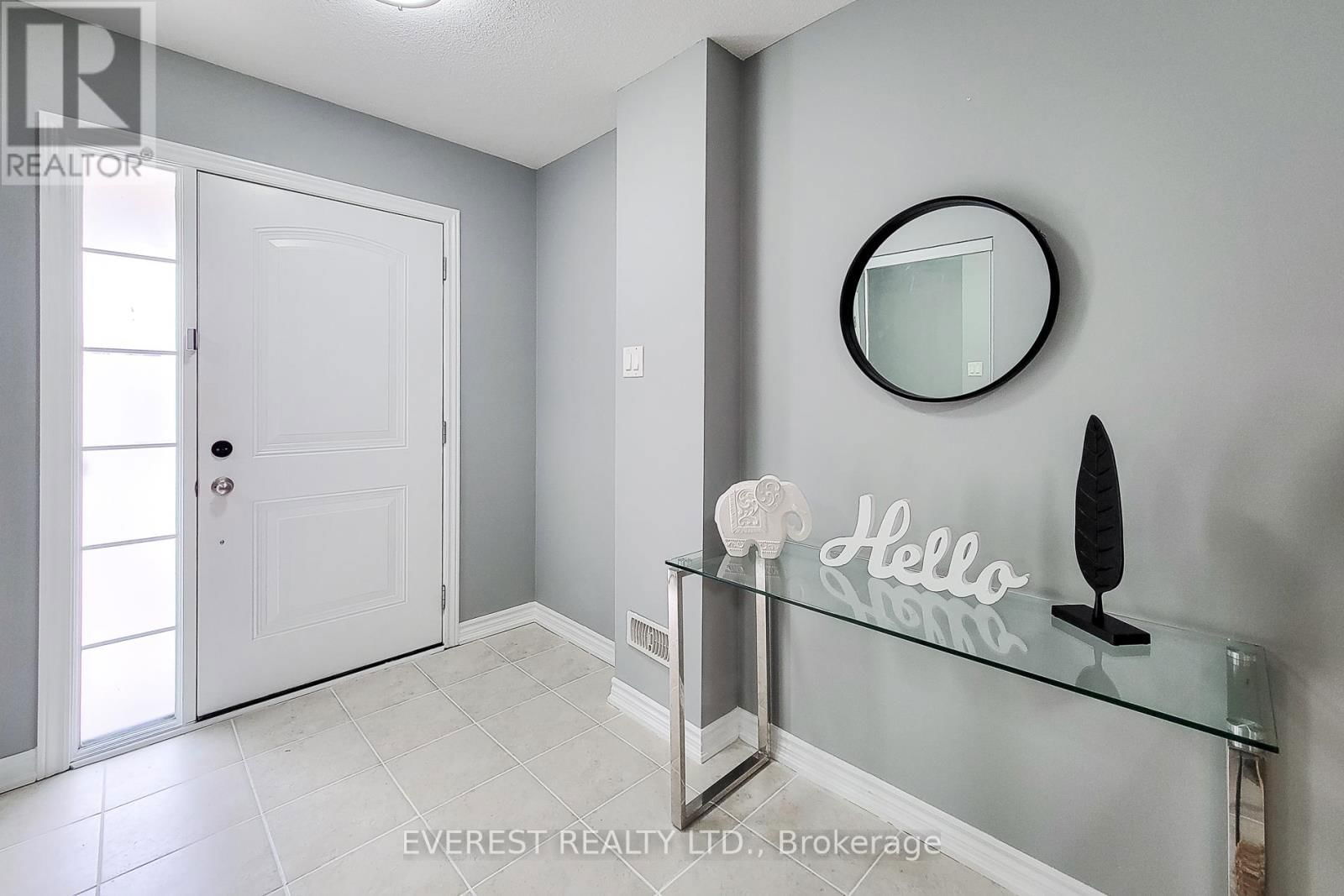 80 - 165 HAMPSHIRE WAY Image 3