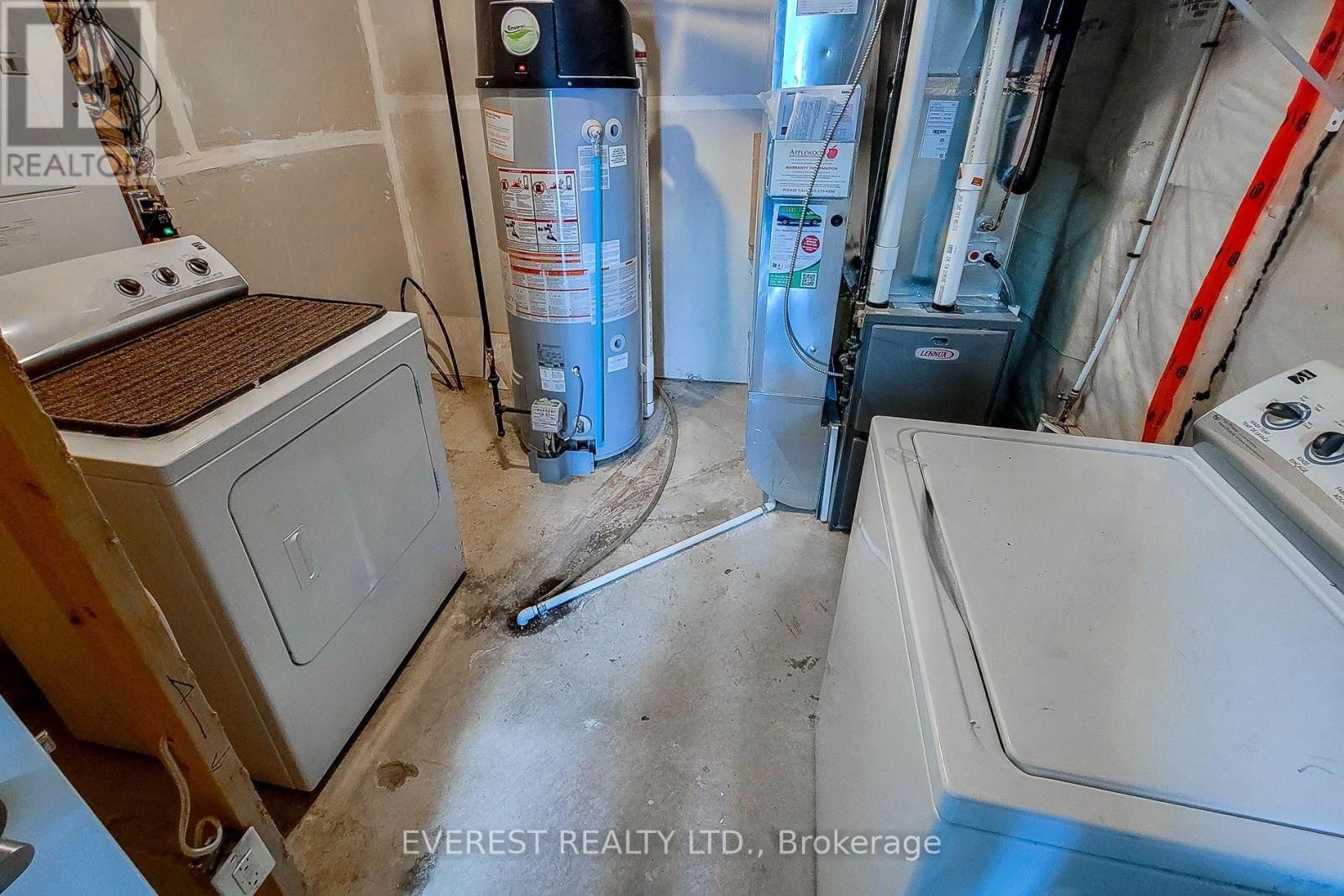 80 - 165 HAMPSHIRE WAY Image 33