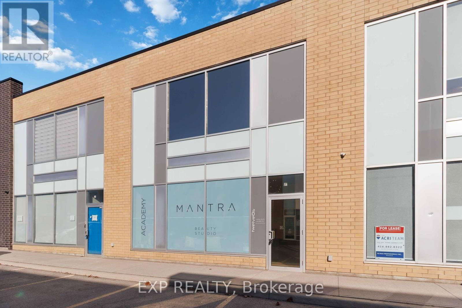 57 - 1215 QUEENS WAY EAST Image 3