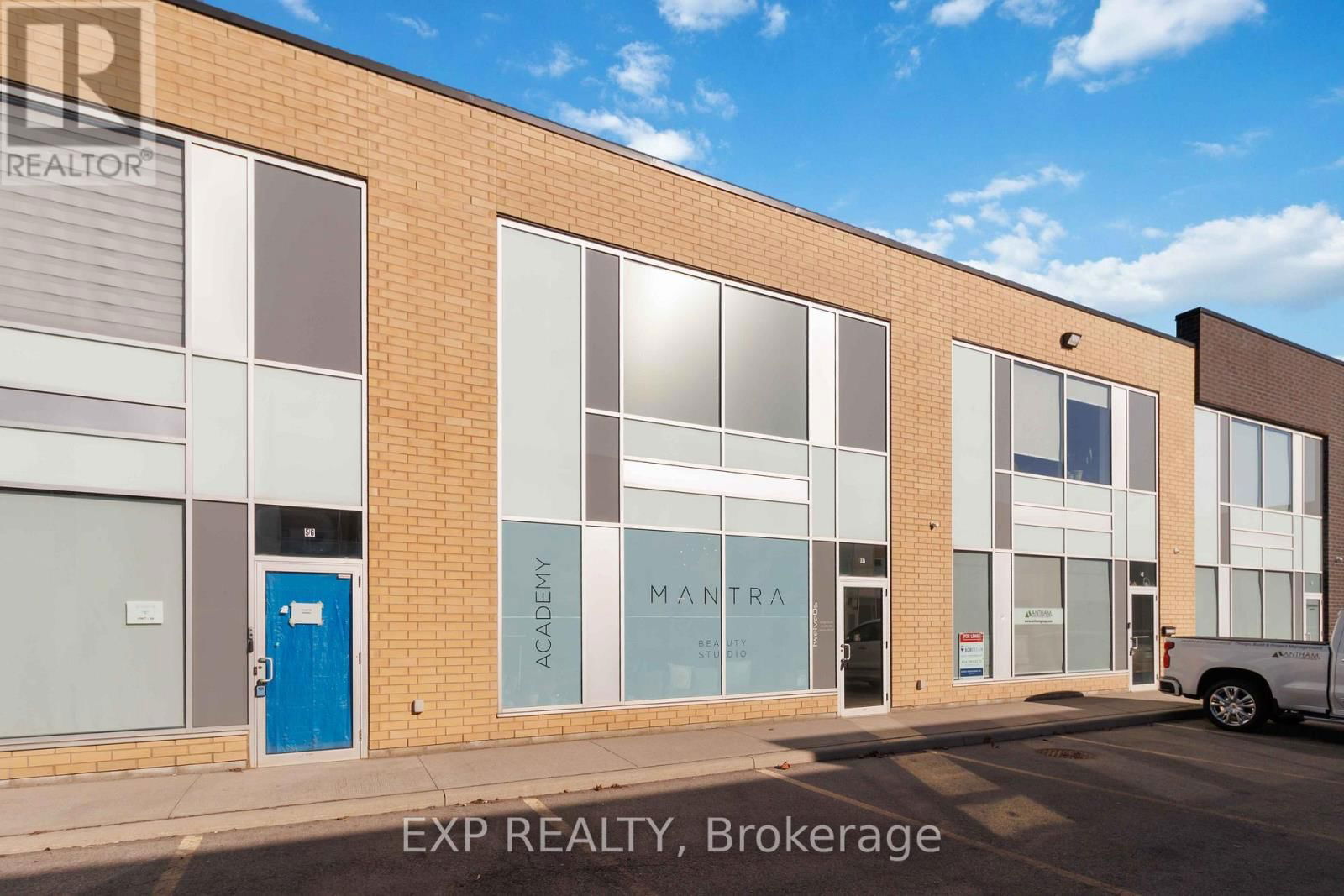 57 - 1215 QUEENS WAY EAST Image 4