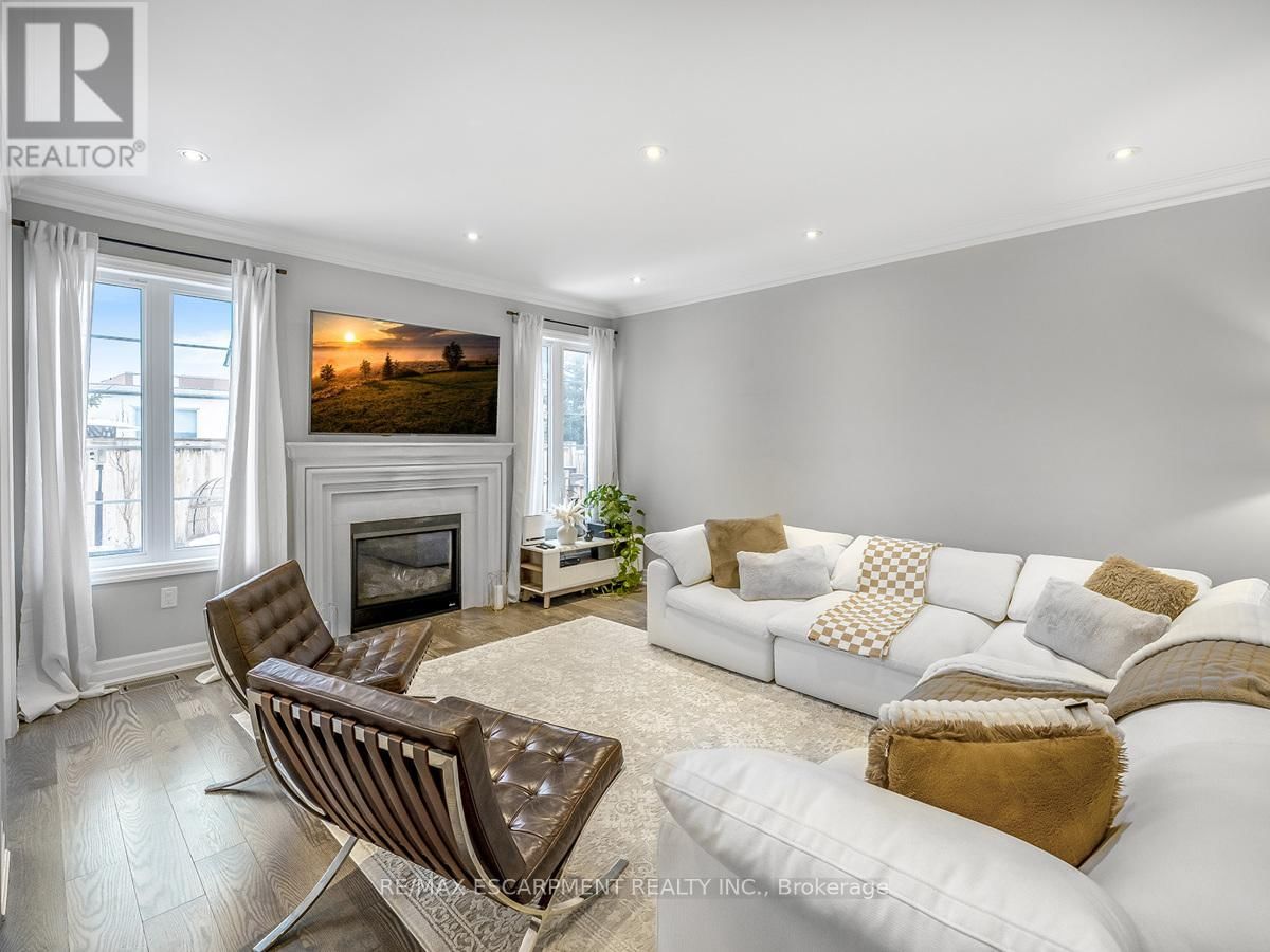 3113 SUNFLOWER DRIVE Image 12
