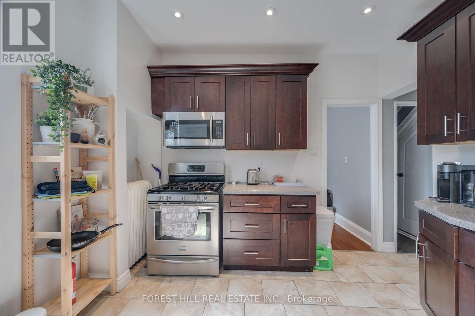 2 - 167 ROSETHORN AVENUE Image 6