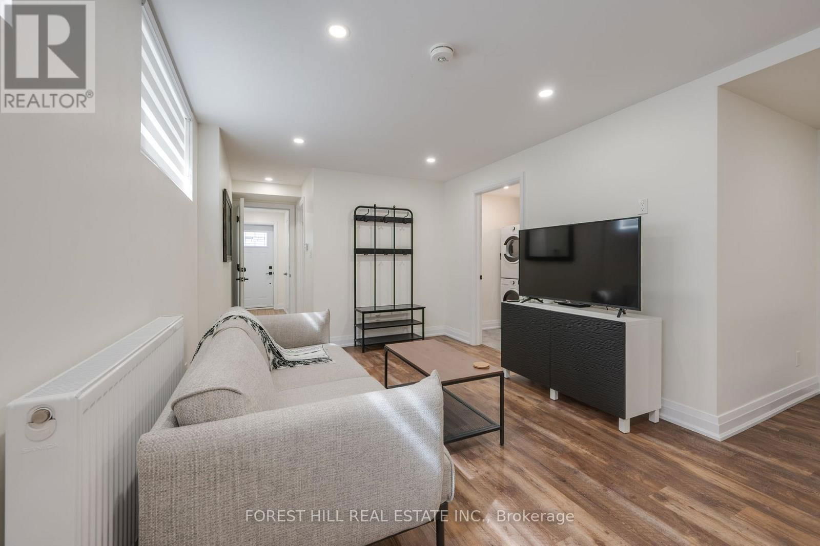 #1 (Lower) - 167 ROSETHORN AVENUE Image 6