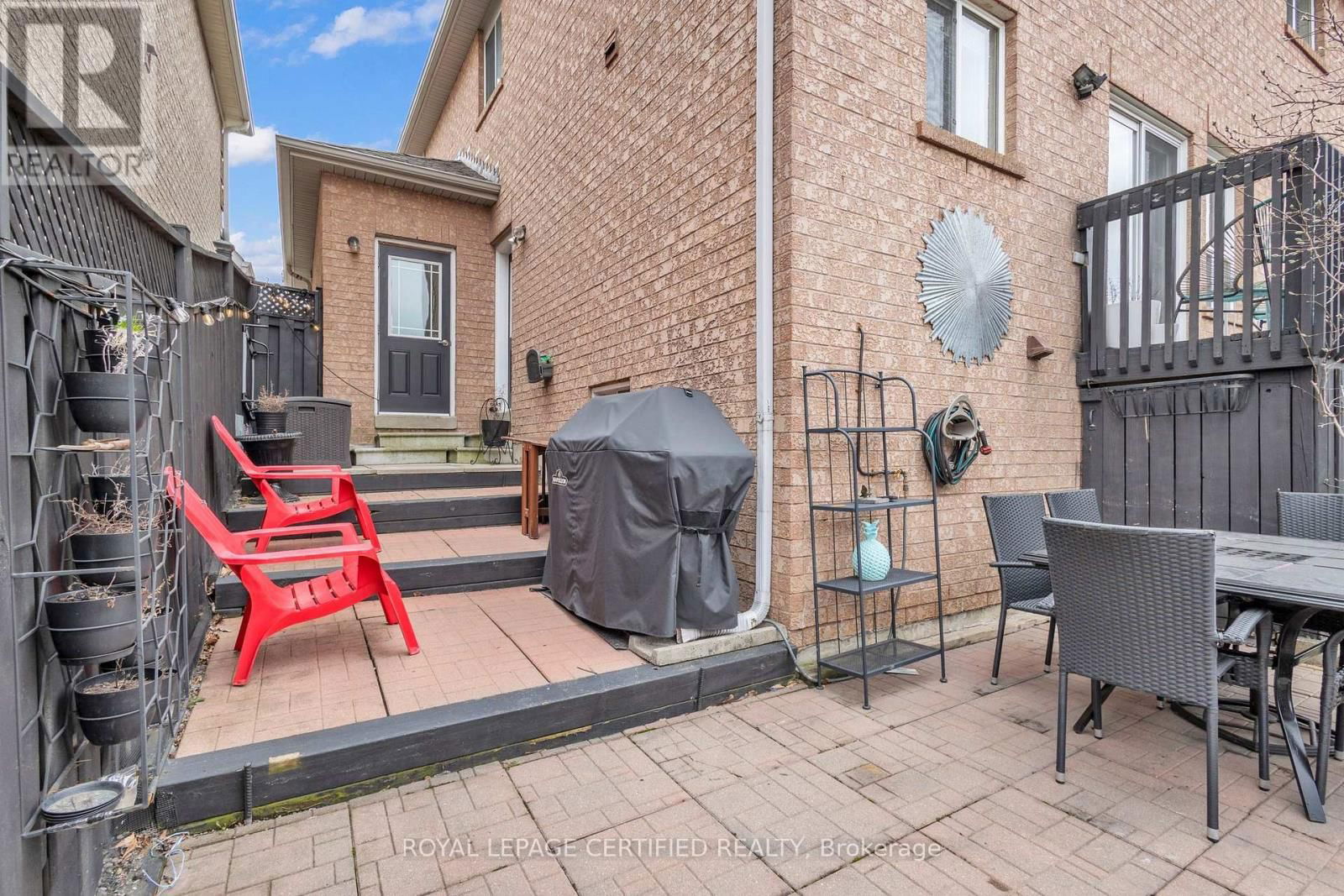 23 FOXMERE ROAD Image 8
