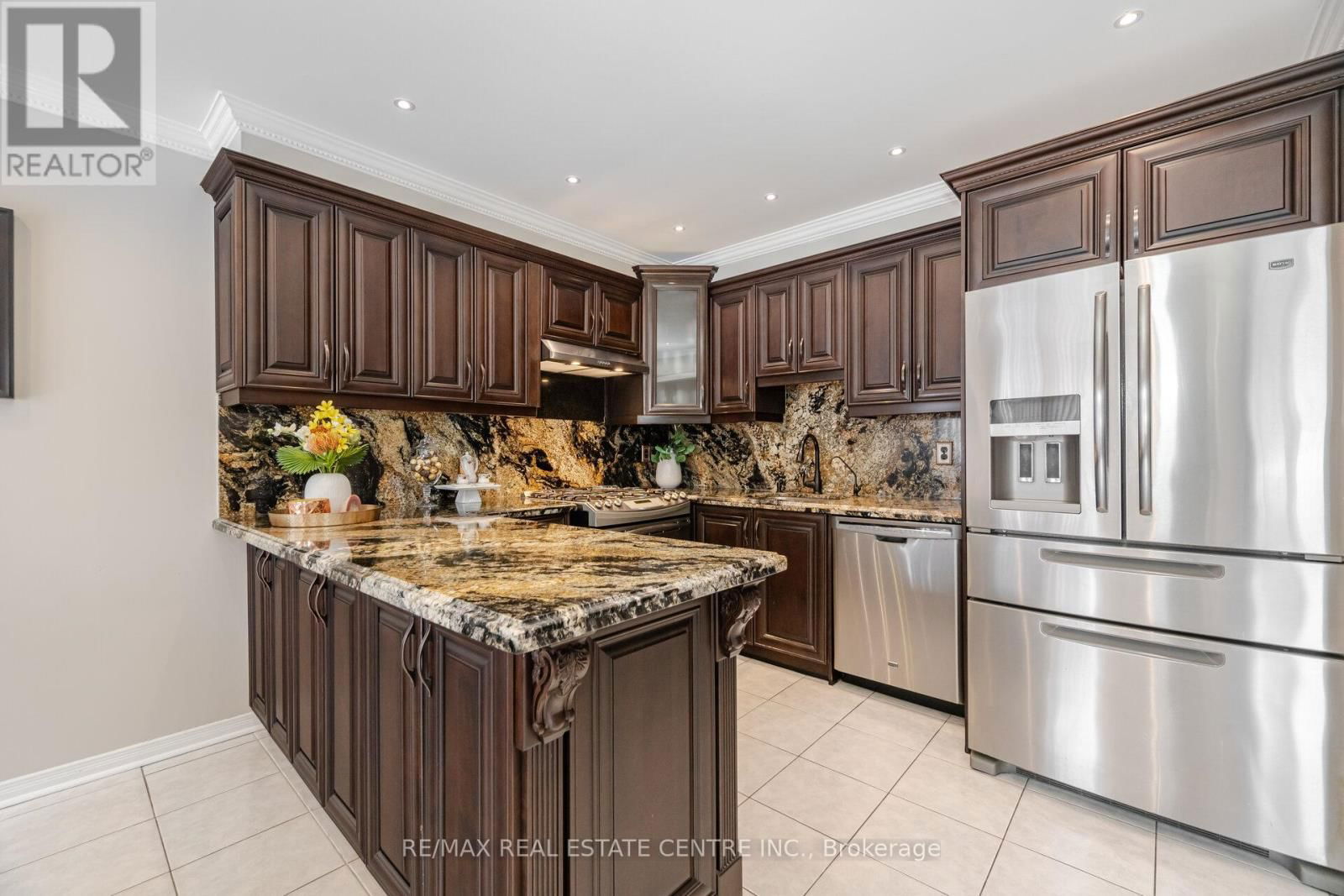 1078 WINDSOR HILL BOULEVARD Image 1