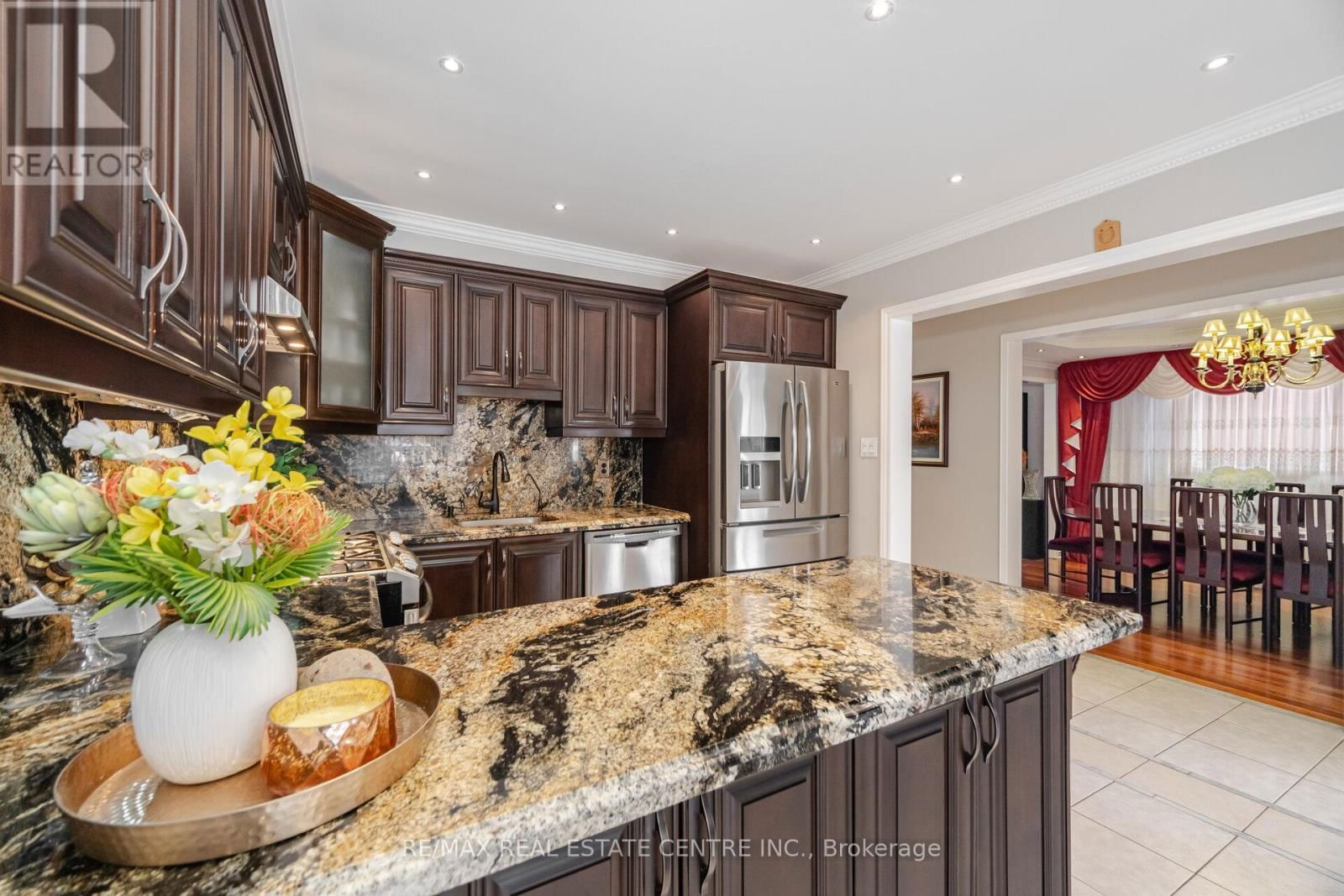 1078 WINDSOR HILL BOULEVARD Image 11