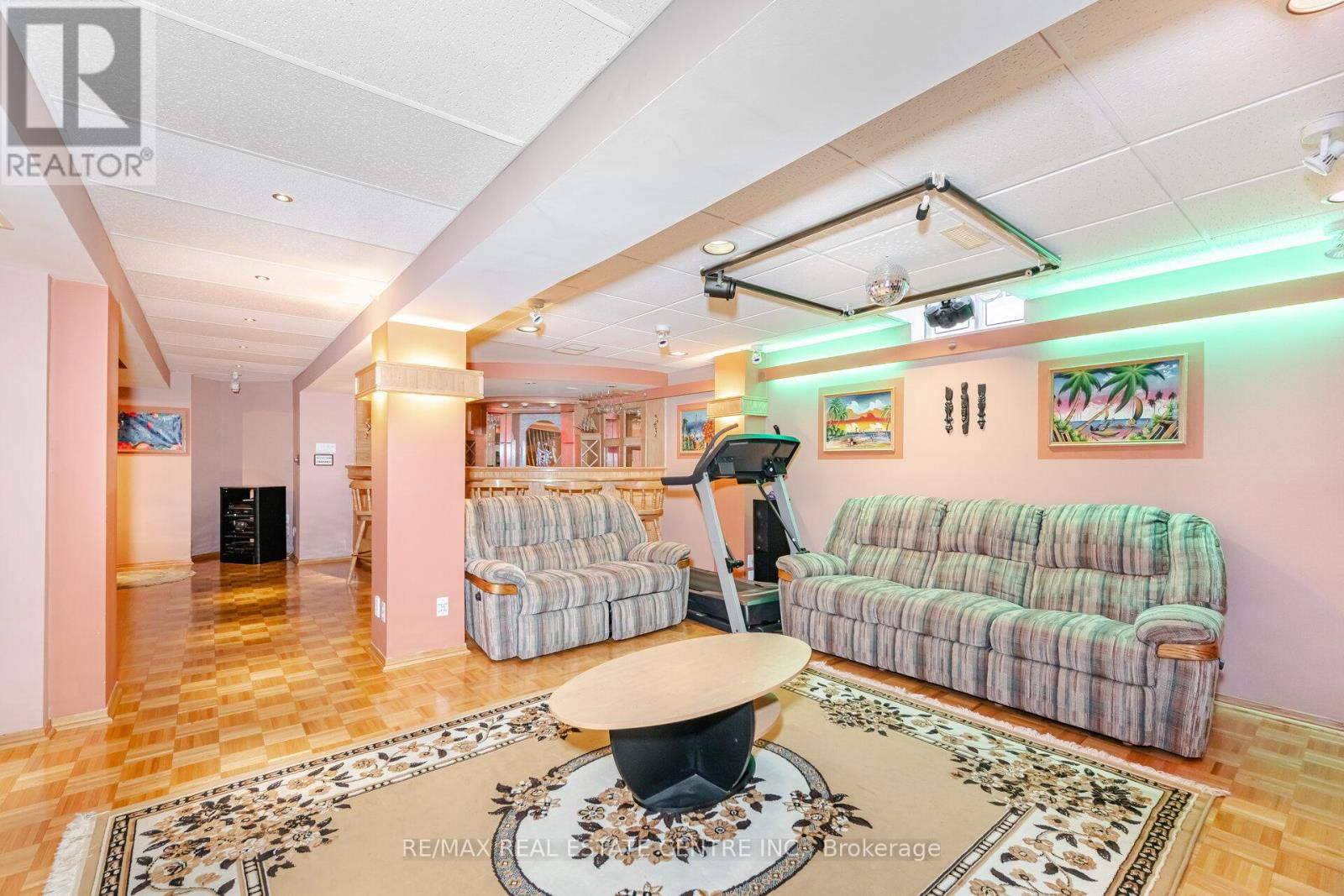 1078 WINDSOR HILL BOULEVARD Image 43