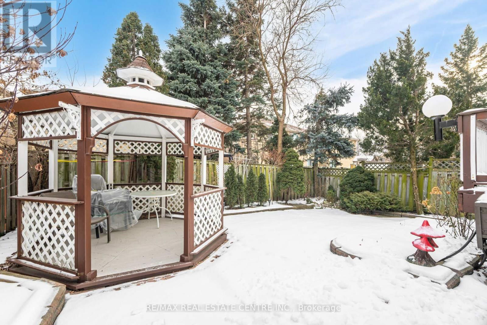 1078 WINDSOR HILL BOULEVARD Image 49