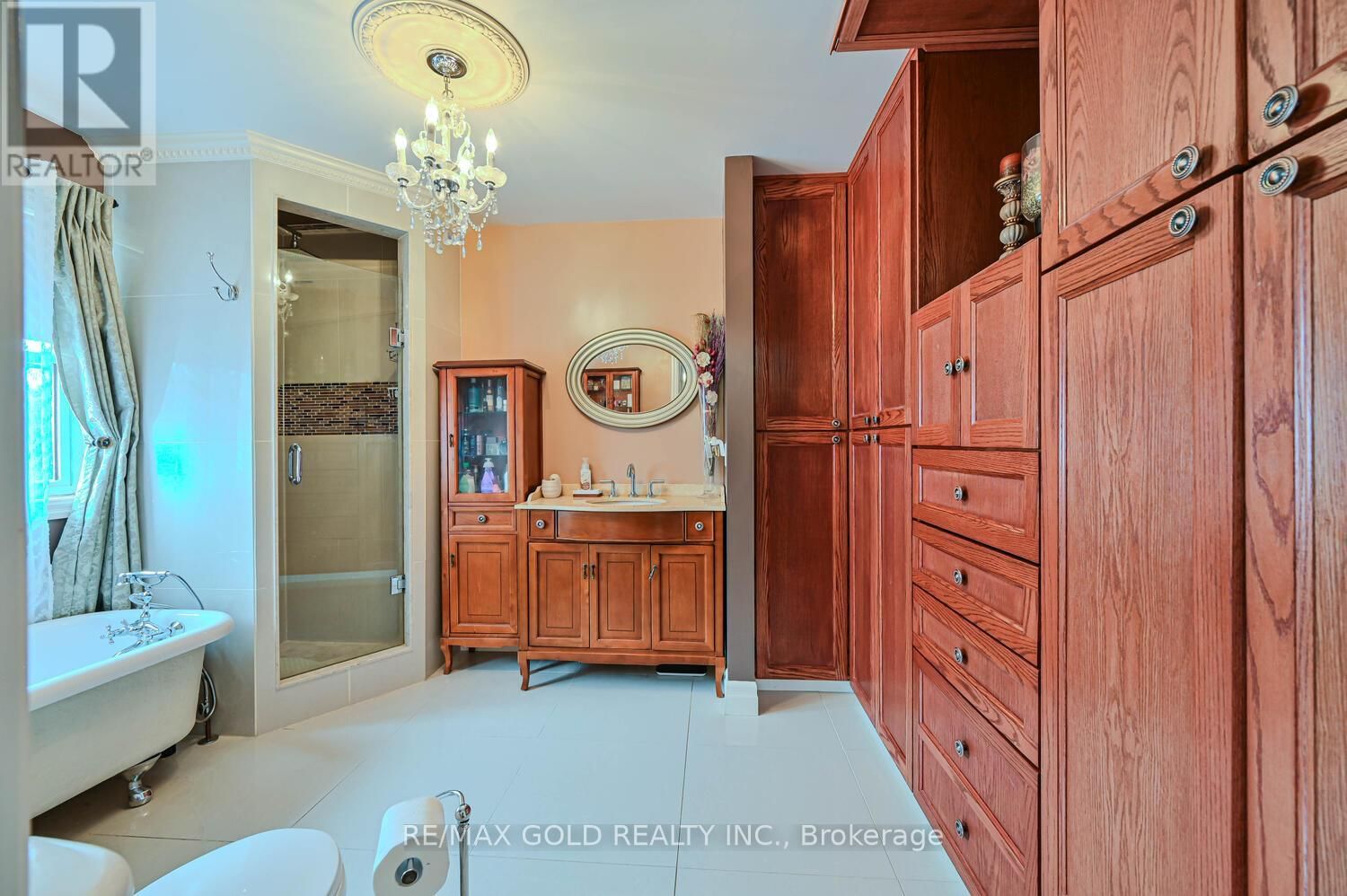 22 SWEETWOOD CIRCLE Image 24