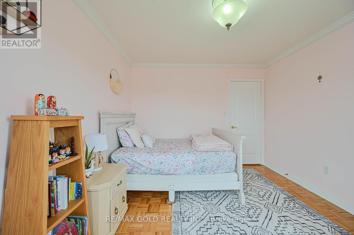22 SWEETWOOD CIRCLE Image 28