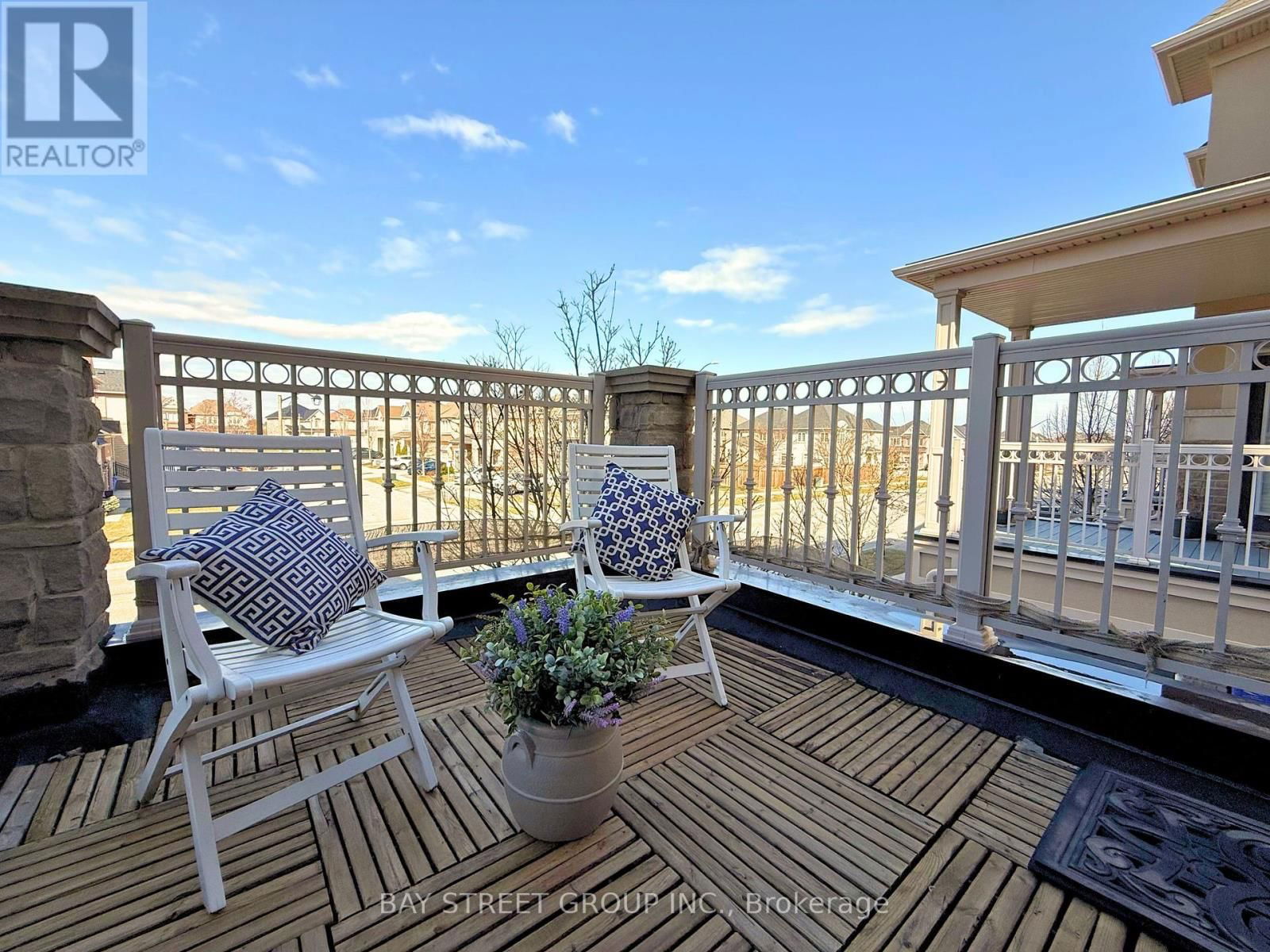 2564 GRAND OAK TRAIL Image 1