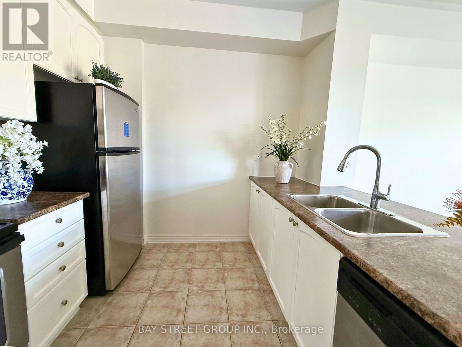 2564 GRAND OAK TRAIL Image 10