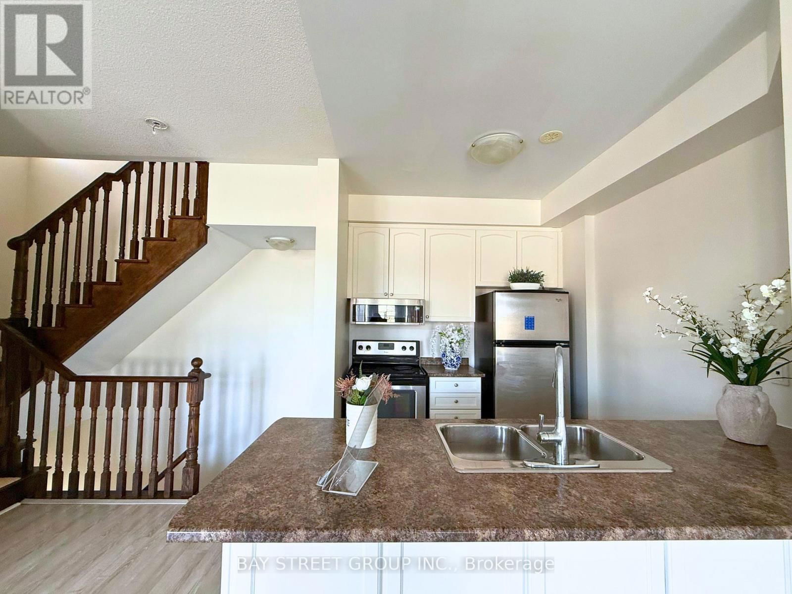 2564 GRAND OAK TRAIL Image 11