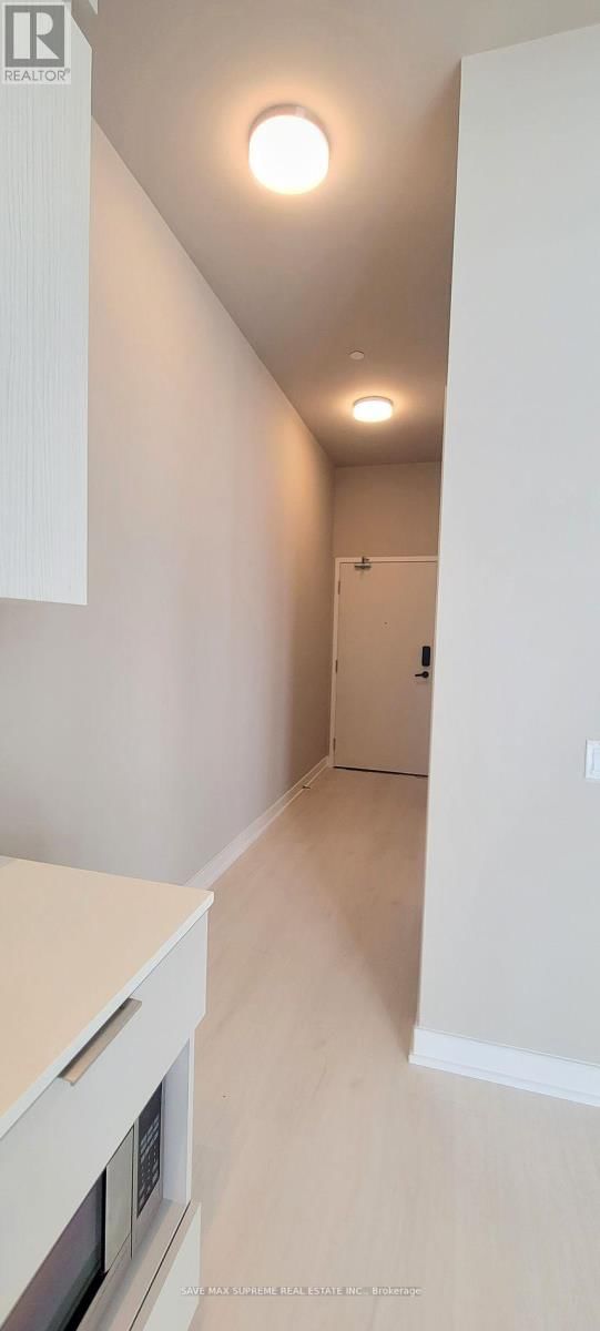517 - 3900 CONFEDERATION PARKWAY Image 5
