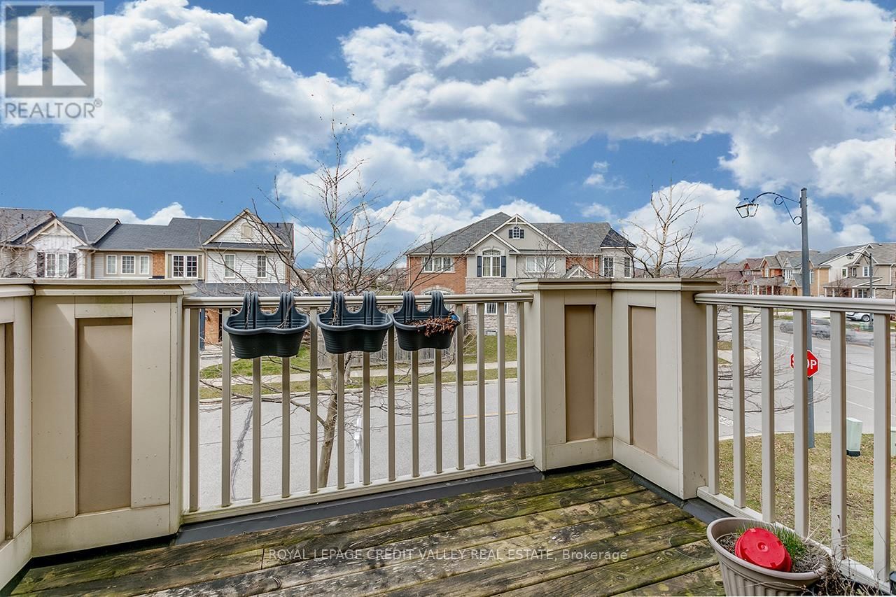 888 FOWLES COURT Image 12