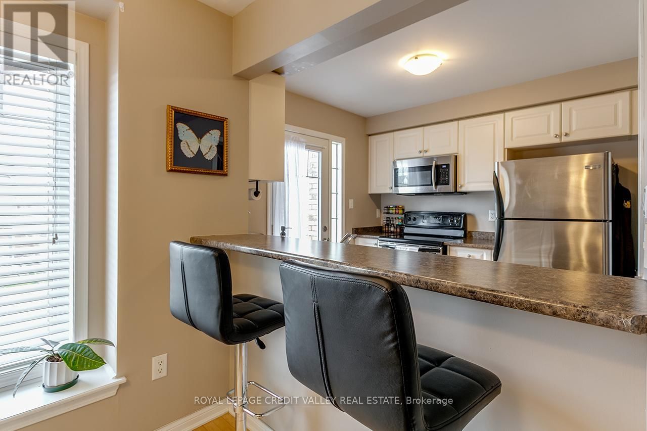 888 FOWLES COURT Image 15