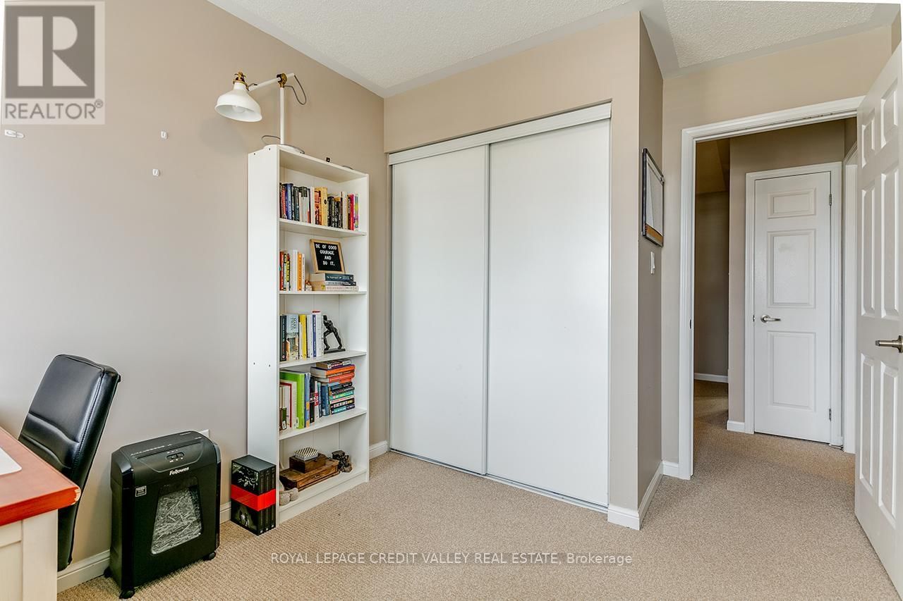 888 FOWLES COURT Image 22