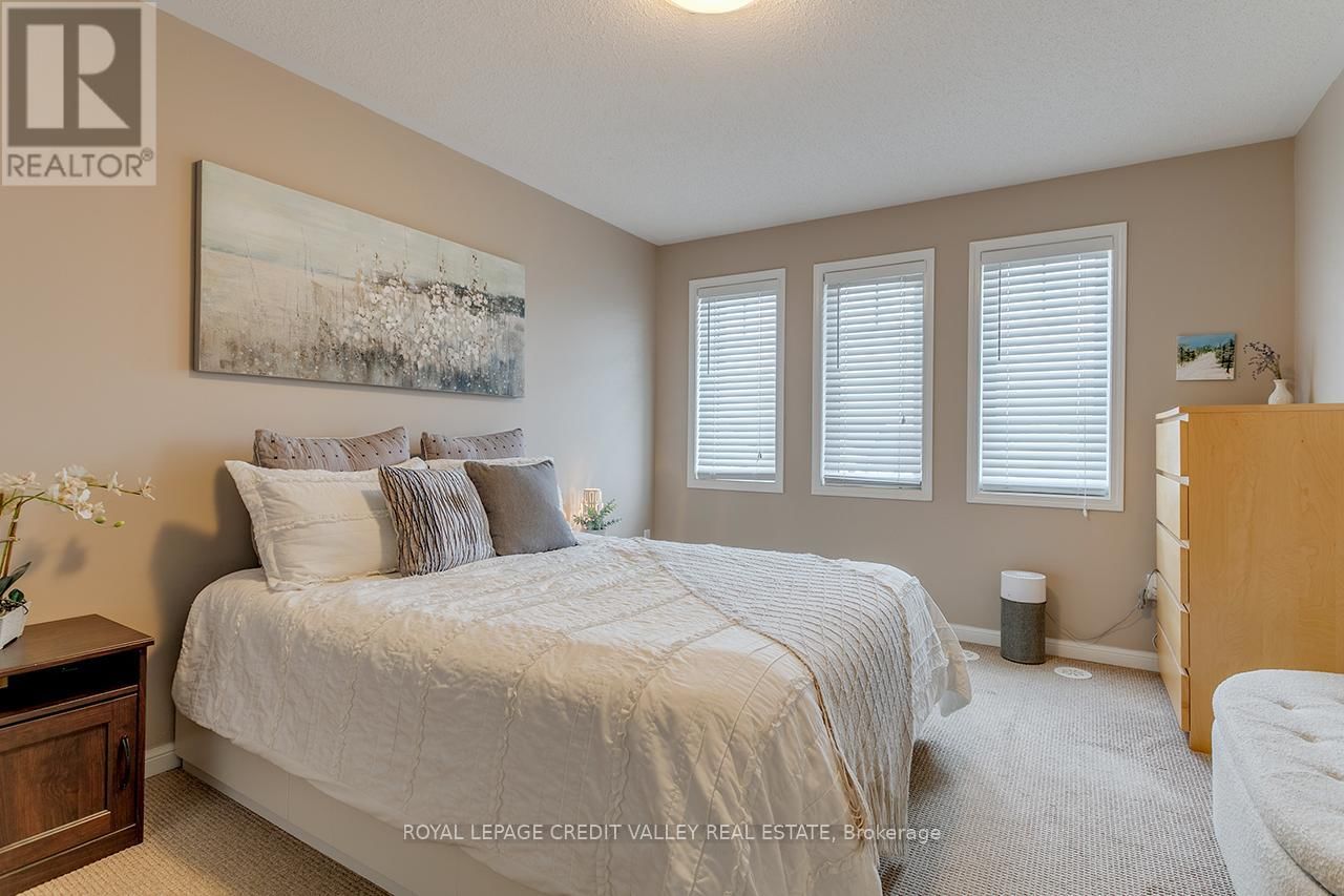 888 FOWLES COURT Image 23