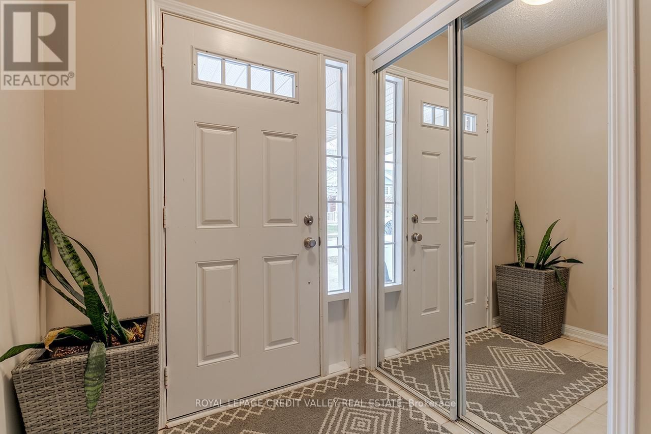 888 FOWLES COURT Image 3
