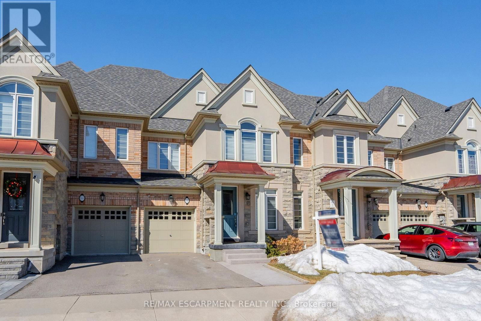 549 TERRACE WAY Image 2