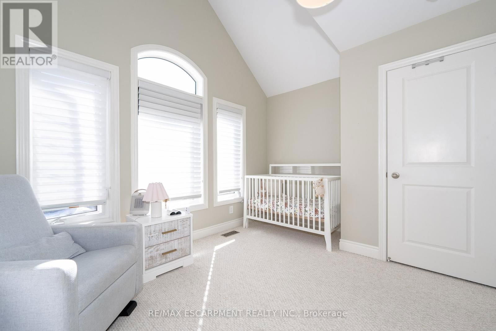 549 TERRACE WAY Image 27