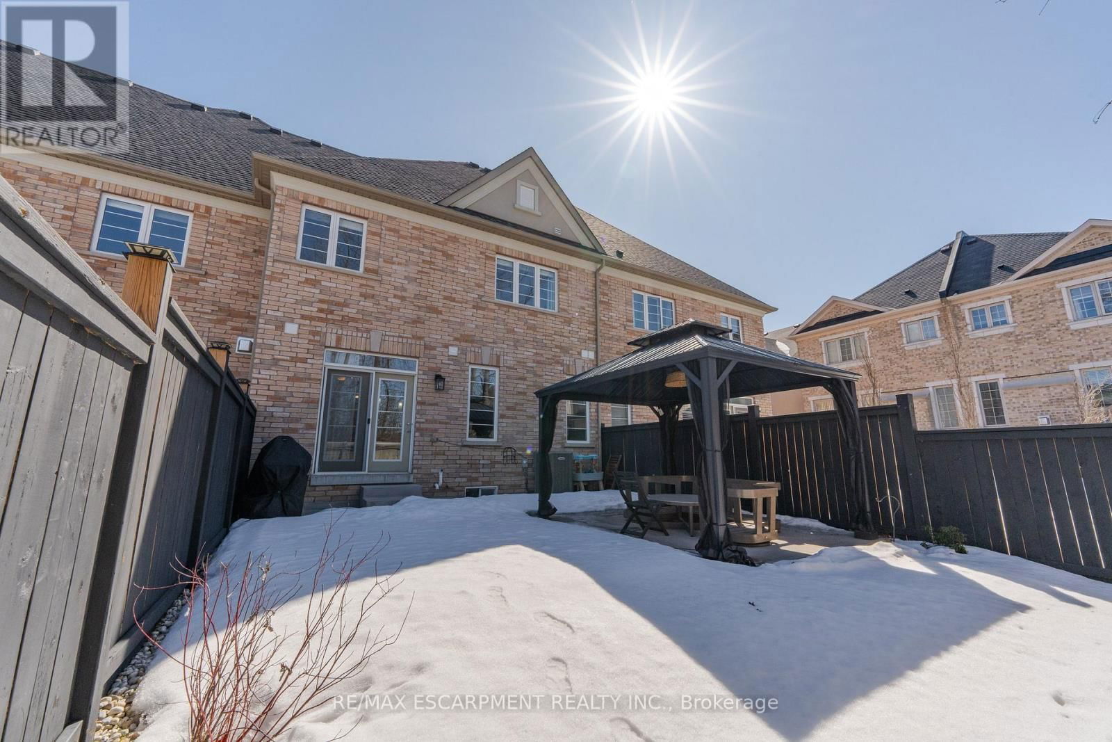 549 TERRACE WAY Image 30