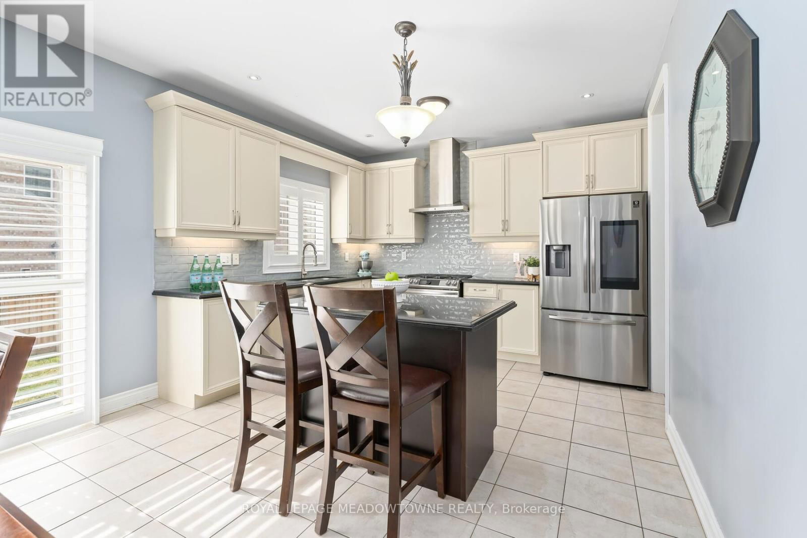 5 BEACON HILL DRIVE Image 11